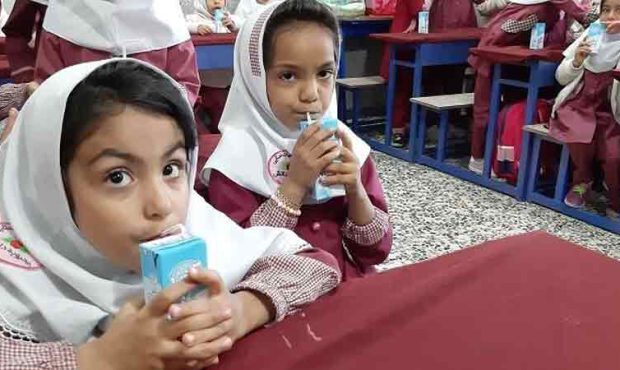 توزیع شیر رایگان در مدارس ابتدایی الزامی شد